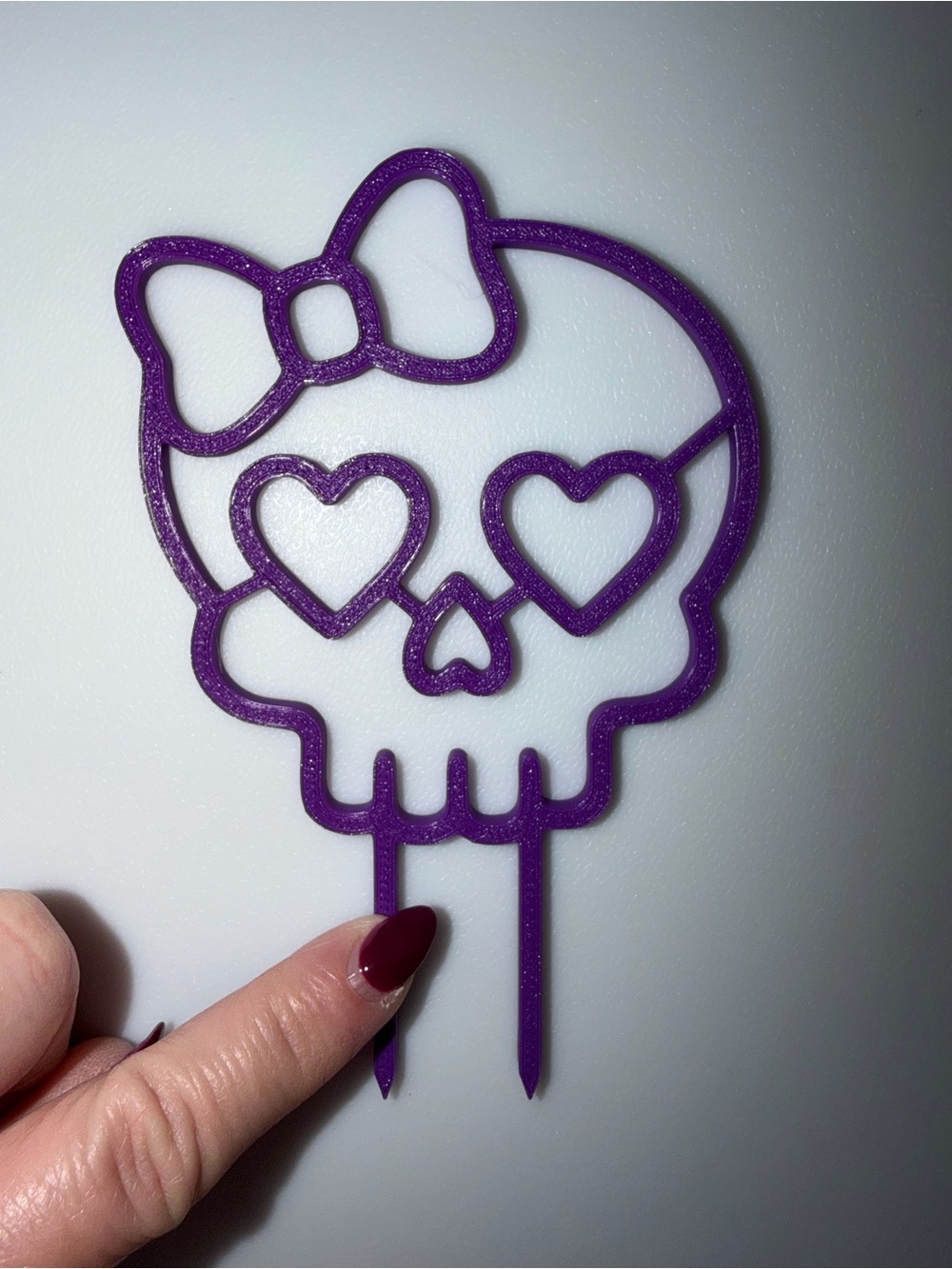 Girly skull plant trellis • purple